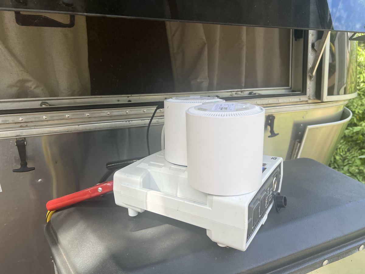 Starlink WiFiルーターの設置