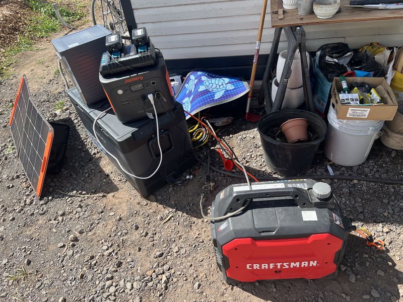 Off-grid power system in Maui